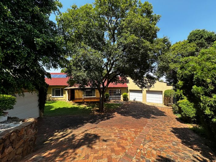 Property #ENT0271010, House for sale in Waterkloof Ridge
