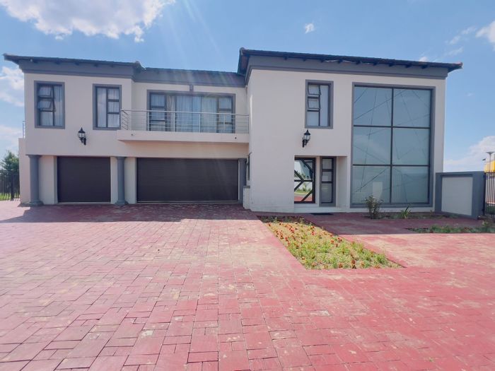 Property #ENT0273005, House for sale in Savannah Country Estate