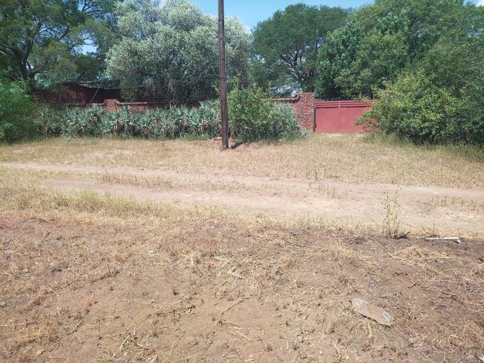 Property #ENT0273147, Small Holding for sale in Rooigrond Informal
