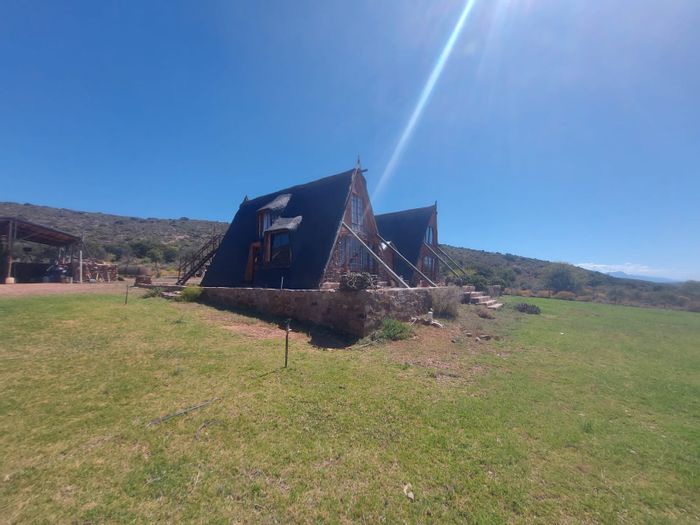 Ladismith Rural Farm For Sale: 370ha, off-grid, boreholes, and multiple dwellings.