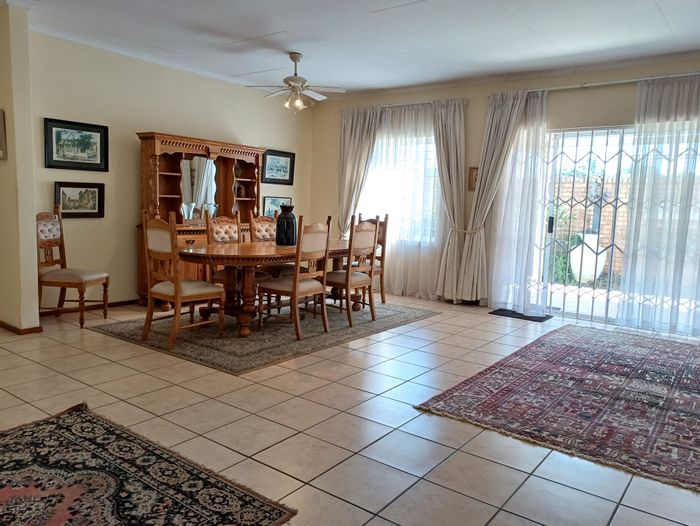 Property #ENT0273659, Townhouse for sale in Willow Park Manor