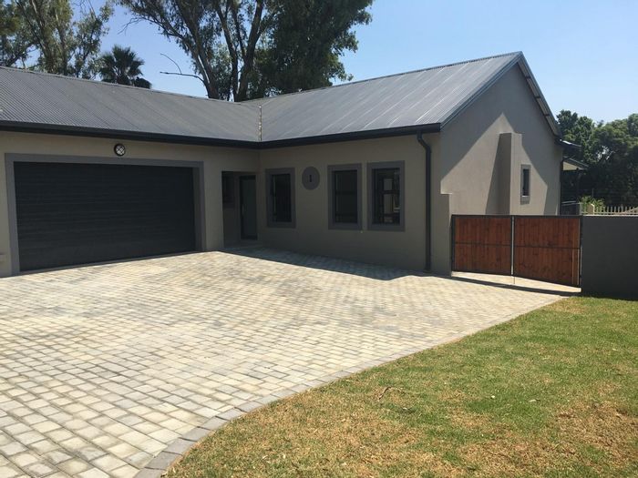 Property #ENT0273705, House for sale in Cullinan Central