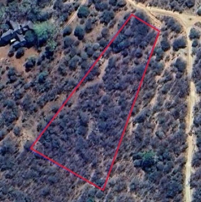 Vacant Land for Sale in Hoedspruit Central, near wildlife and nature experiences.