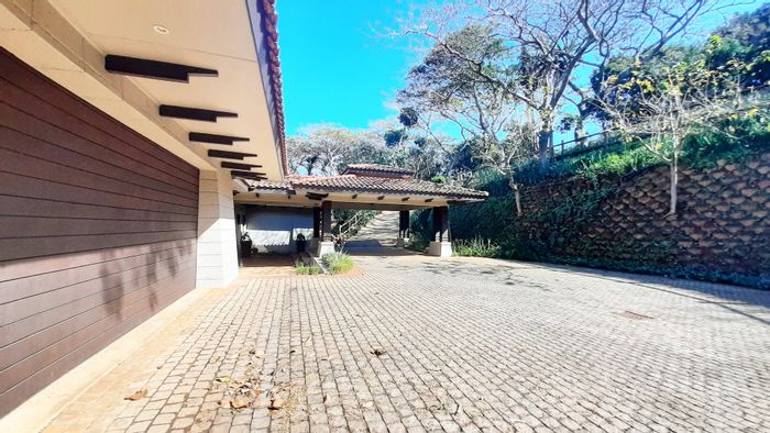 Hilltop Private Estate House For Sale: Sea views, pool, double garage, flatlet potential.