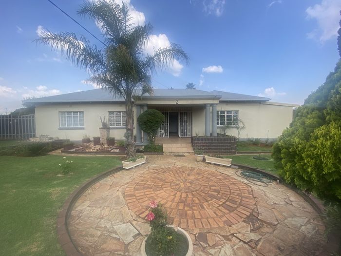 Property #ENT0274289, House for sale in Primrose
