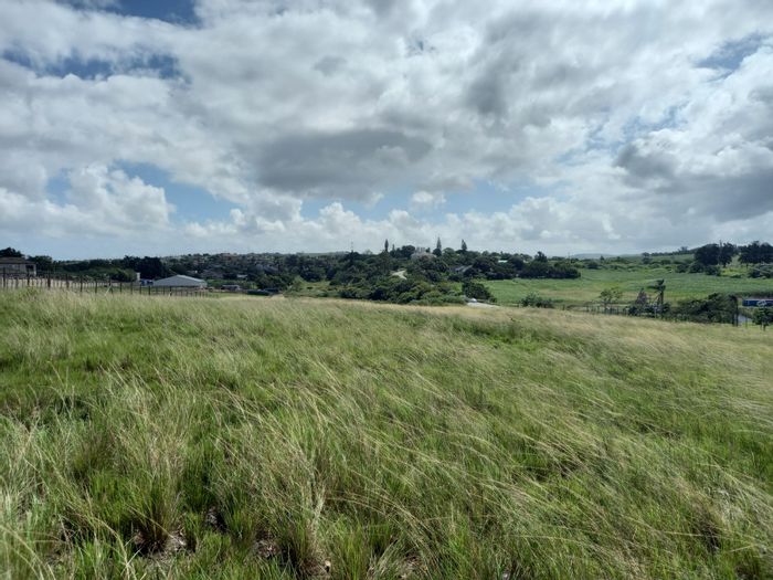 House for Sale in Shakaskraal: Residential zoning, close to schools and shopping.