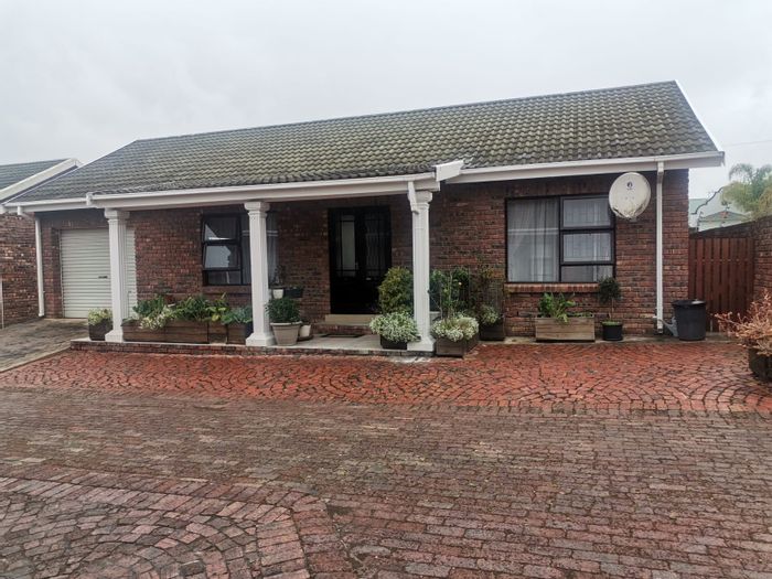 Property #ENT0274391, Townhouse for sale in Bo Dorp