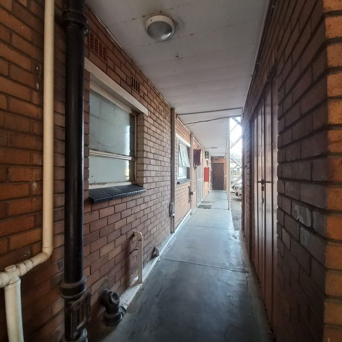 Property #ENT0274620, Apartment for sale in Germiston South