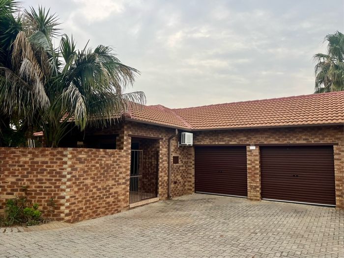 Property #ENT0274786, Townhouse for sale in Amberfield