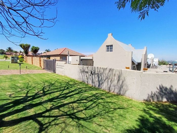 Property #ENT0274705, Townhouse for sale in Esther Park