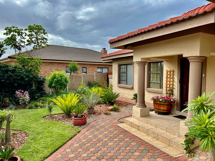 Property #ENT0274874, House for sale in Reebok