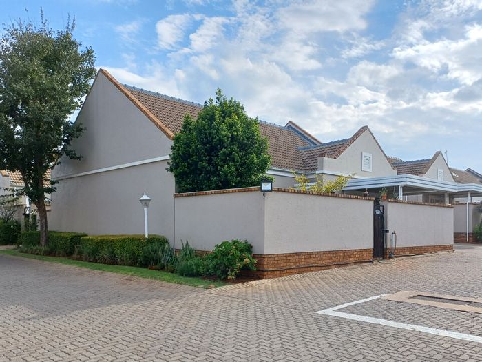 Property #ENT0274818, Townhouse for sale in Willow Park Manor