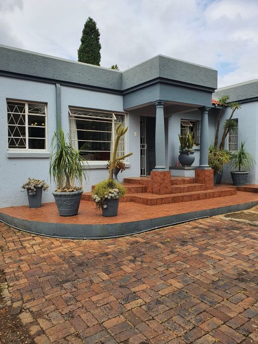 Property #ENT0274823, House pending sale in Hurlyvale
