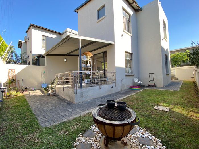 Property #ENT0274969, House for sale in Heron Hill Garden Estate