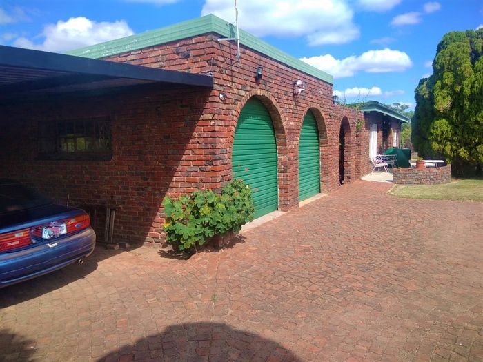 Property #ENT0274911, Small Holding for sale in Kameeldrift West