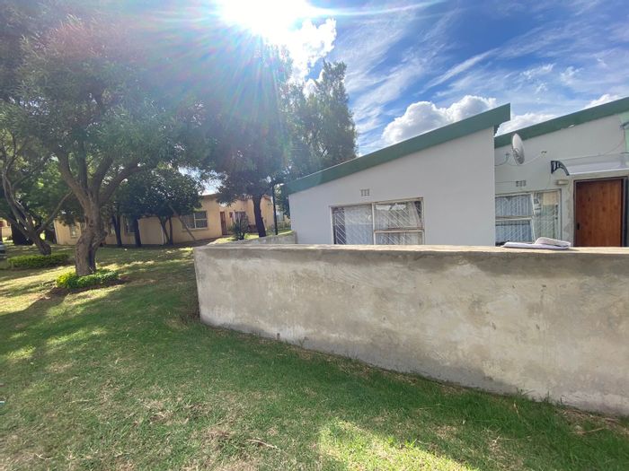 Property #ENT0275014, House for sale in Bloubosrand