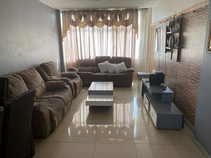 Property #ENT0275433, Apartment for sale in Kempton Park Central