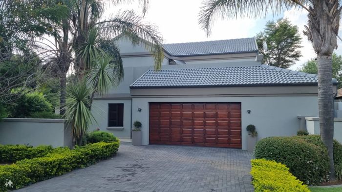 Property #ENT0275647, House for sale in Greenstone Hill