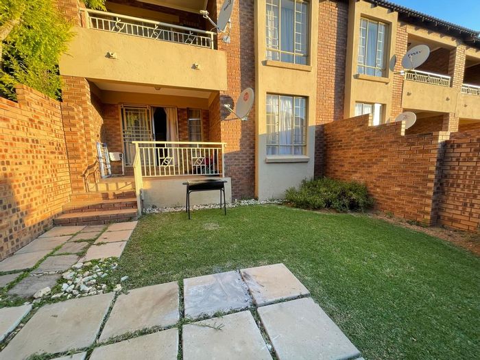 Property #ENT0276066, Apartment for sale in Mooikloof Ridge