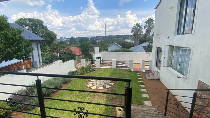 Property #ENT0276010, House for sale in Auckland Park