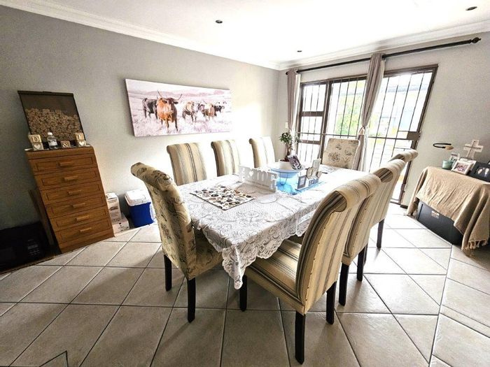 Property #ENT0276023, Townhouse for sale in Linksfield Ridge
