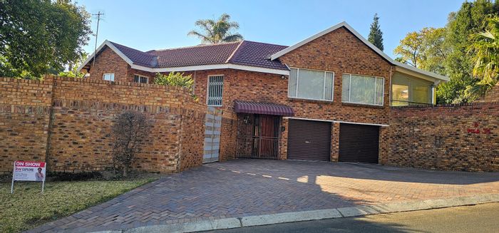 For Sale: Weltevreden Park House with pool, lapa, solar panels, and spacious living.