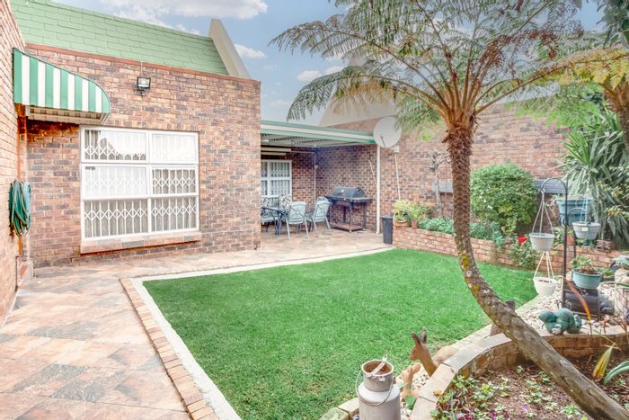 Property #ENT0276554, Townhouse for sale in Oakdene