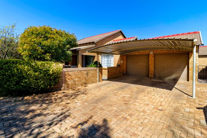 Property #ENT0276704, Townhouse for sale in Olivedale