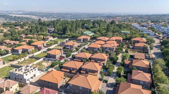 Craigavon For Sale: Vacant Land Residential with installed services, 8 stands available.