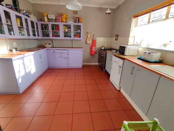 Property #ENT0277118, House for sale in Westdene