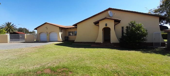 Property #ENT0277139, House for sale in Carletonville Central