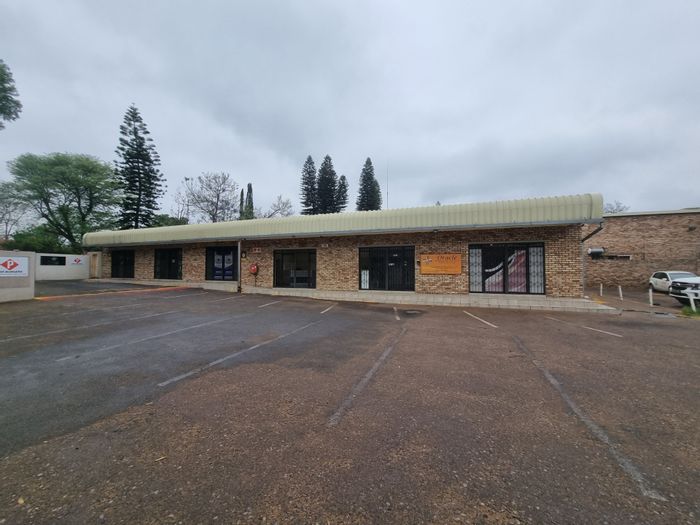 For Sale: Retail Property in Bo Dorp with 12 Fully Leased Premises.