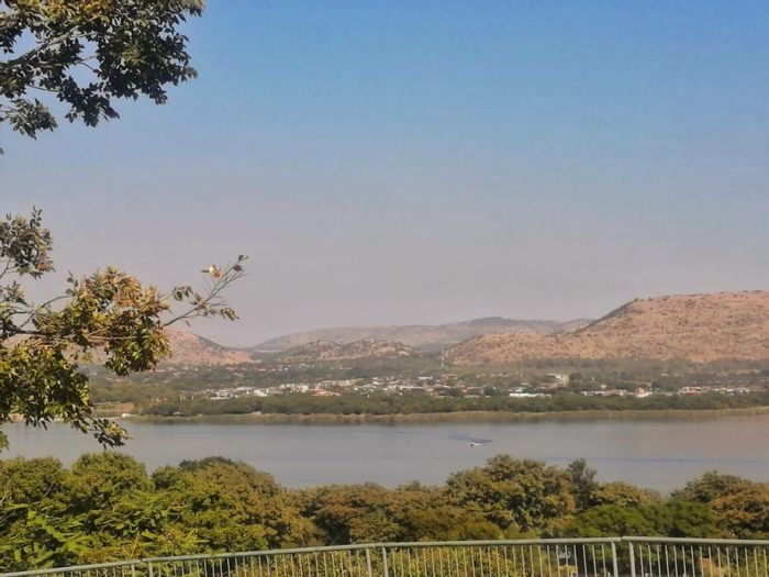 Prime Vacant Land for Sale with Stunning Hartbeespoort Dam Views