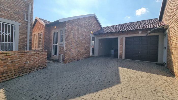 Property #ENT0277456, Townhouse for sale in Greenstone Hill