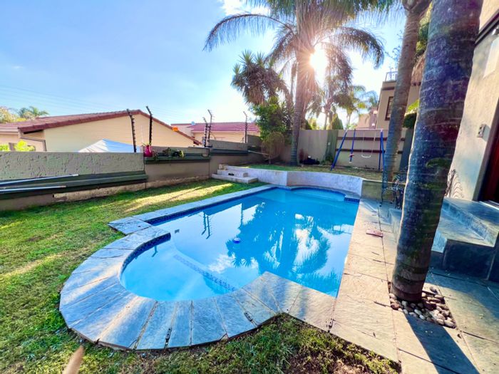 3 Bed, 2.5 Bath House in Halfway Gardens with Pool and Ample Parking - For Sale