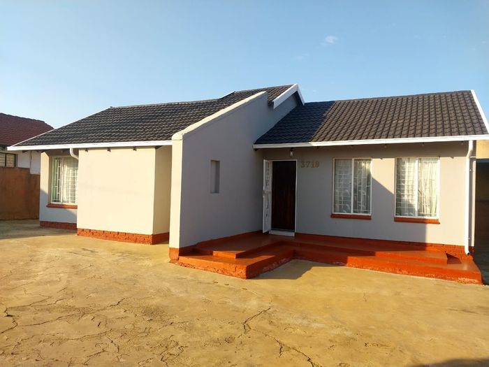Property #ENT0277597, House rental monthly in Mohlakeng