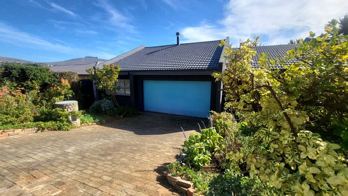 Property #ENT0277537, House for sale in Protea Valley