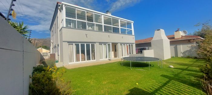 Property #ENT0277628, House for sale in Fairview Golf Estate
