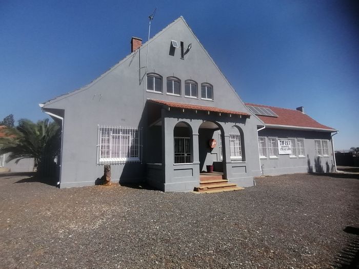 Property #ENT0277633, Office for sale in Krugersdorp Central