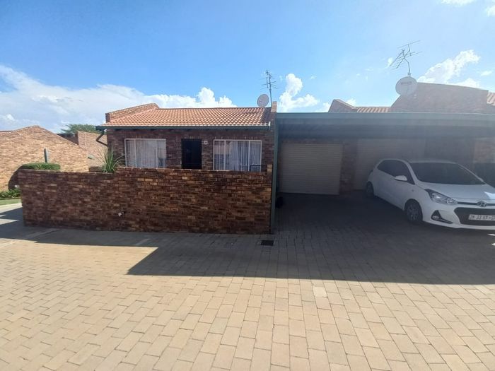 Property #ENT0277848, Townhouse for sale in Birchleigh