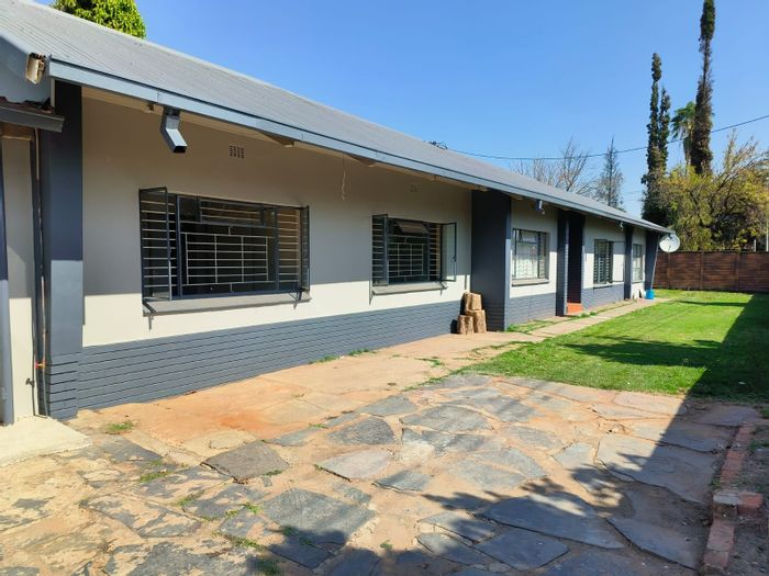 Property #ENT0277824, House for sale in Rietfontein