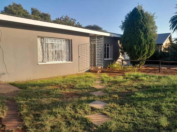 Property #ENT0277951, House for sale in Kuruman Central