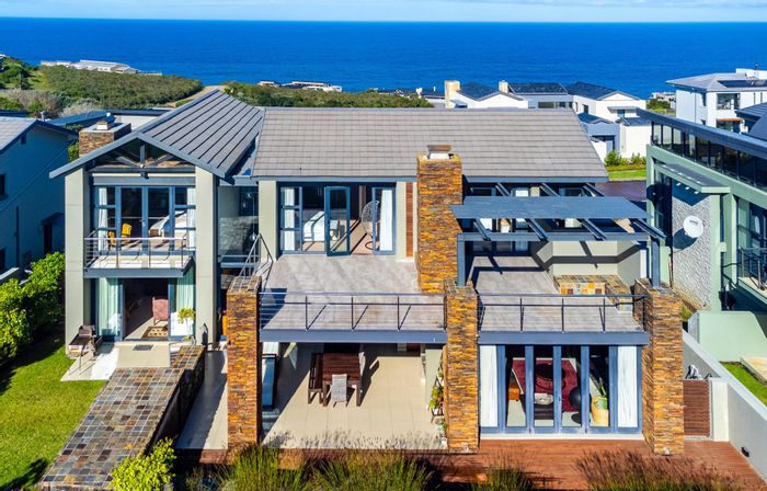 Oubaai House For Sale: Golf Estate, Pool, Fireplace, Inverter, Guest Suite