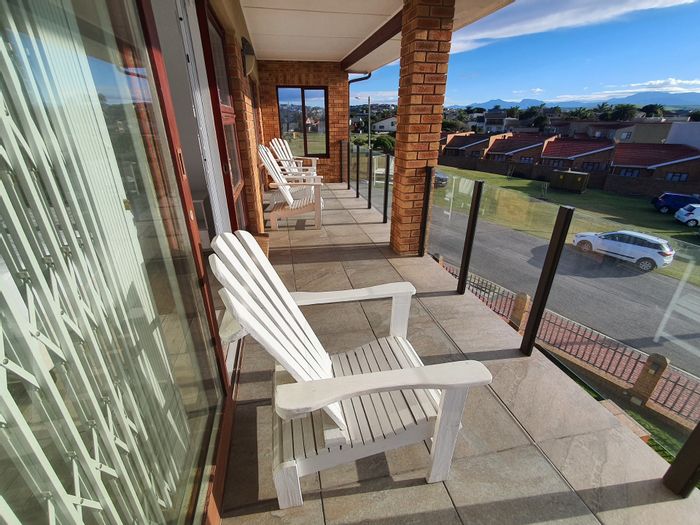 Bayview House for Sale: 3-Level, Sea Views, Balconies, Braai Room, Granny Flat