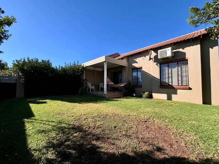 Property #ENT0278738, Townhouse for sale in Mooikloof Ridge