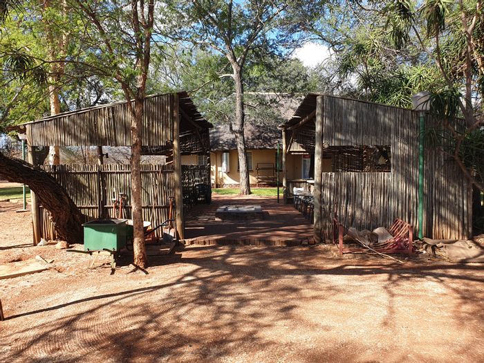 For Sale: 684 ha Farm in Vivo Central with game fencing and abundant water supply.