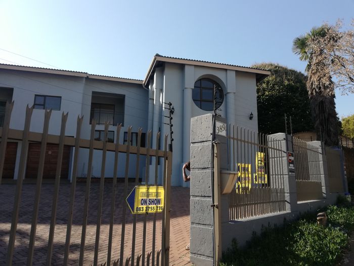 Property #ENT0278807, House for sale in Waterkloof Heights