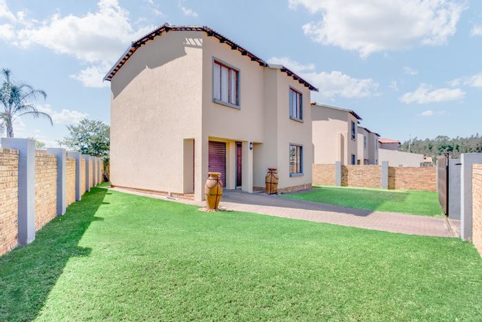 Pet-friendly 3-bedroom townhouse for sale in West Rand Cons Mines, convenient location.