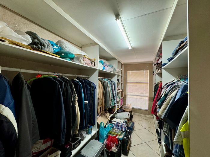 For Sale: Spacious Trichardt house with ample parking, entertainment areas, and commercial potential.