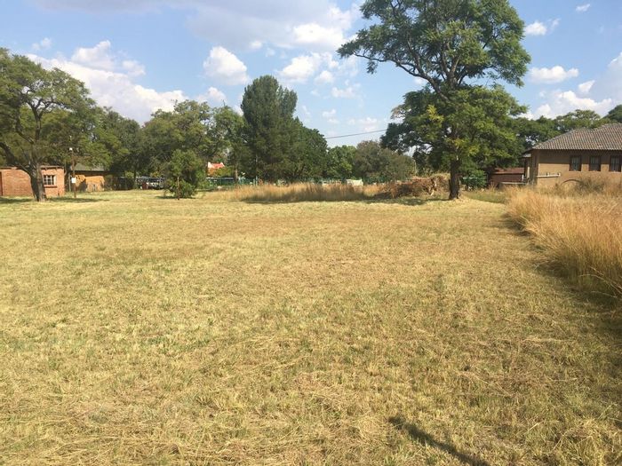 Vacant Land Residential for Sale in Cullinan Central - 2,401 sqm Development Potential.